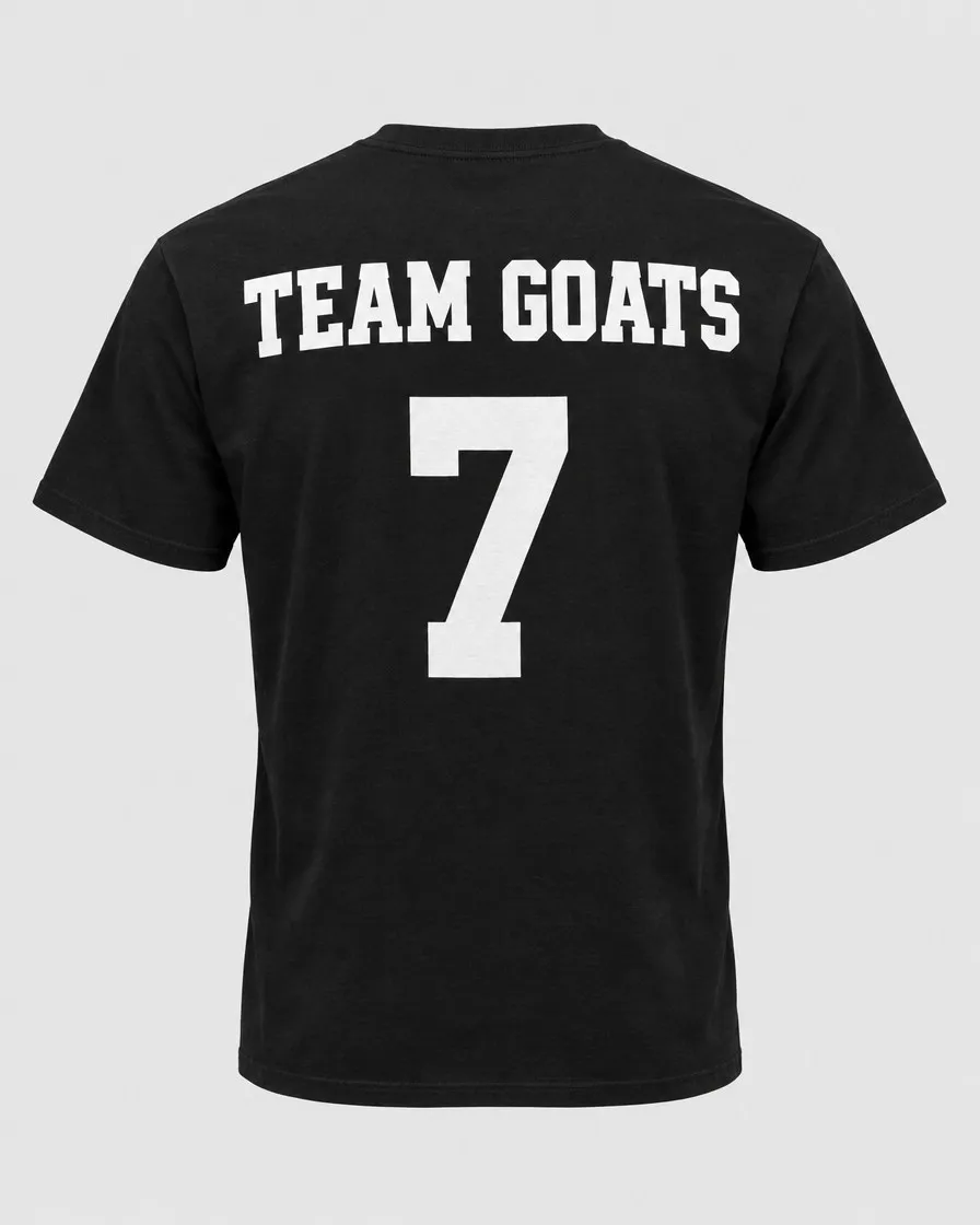 تيشيرت أسود مكتوب على ضهره TEAM GOATS ورقم 7
